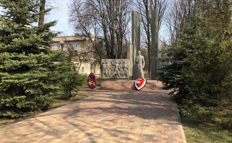 Monument, memorial Ушедшим в бессмертие студентам и сотрудникам института, Tula, photo