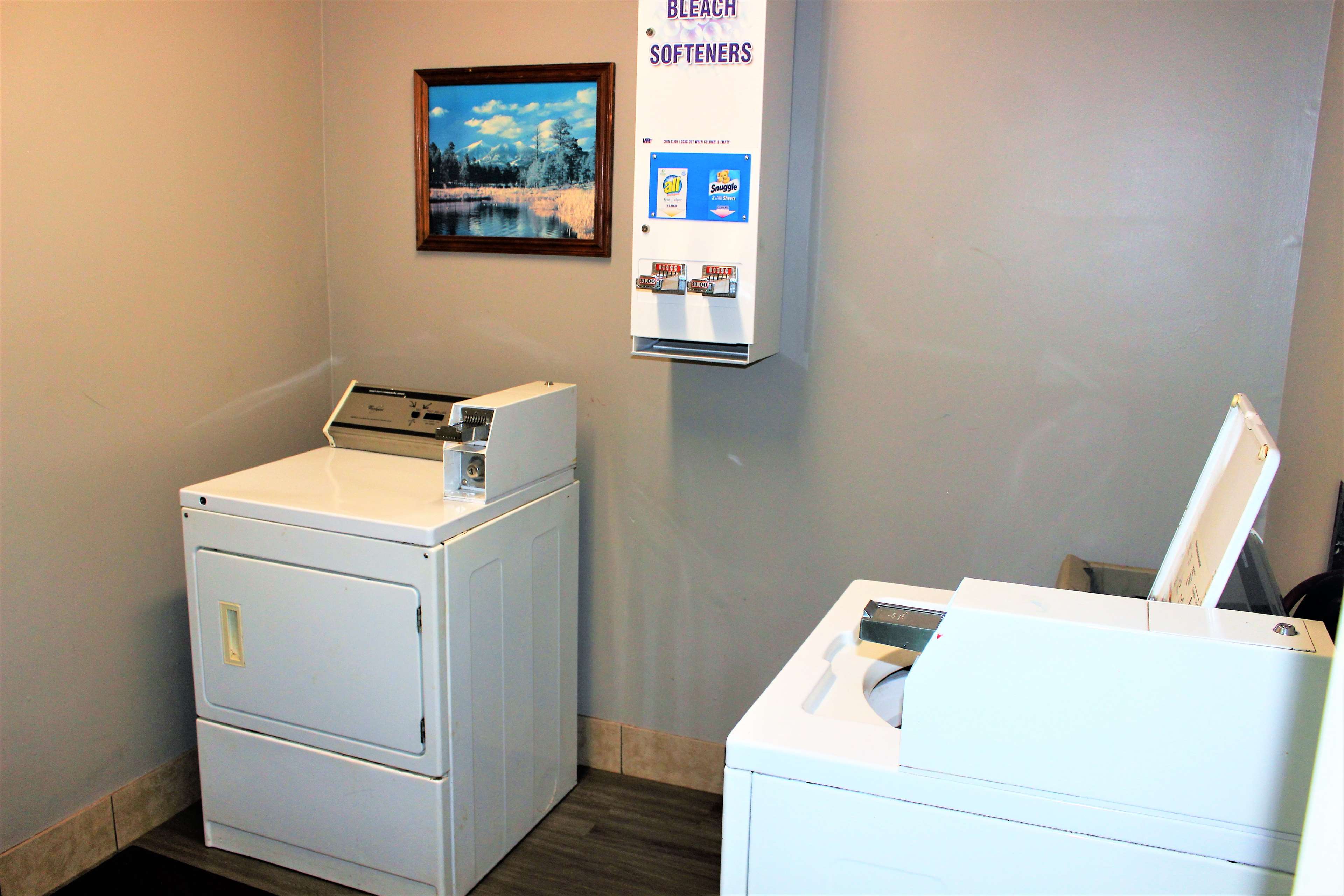 Фото SureStay Hotel by Best Western Tuscaloosa Southeast