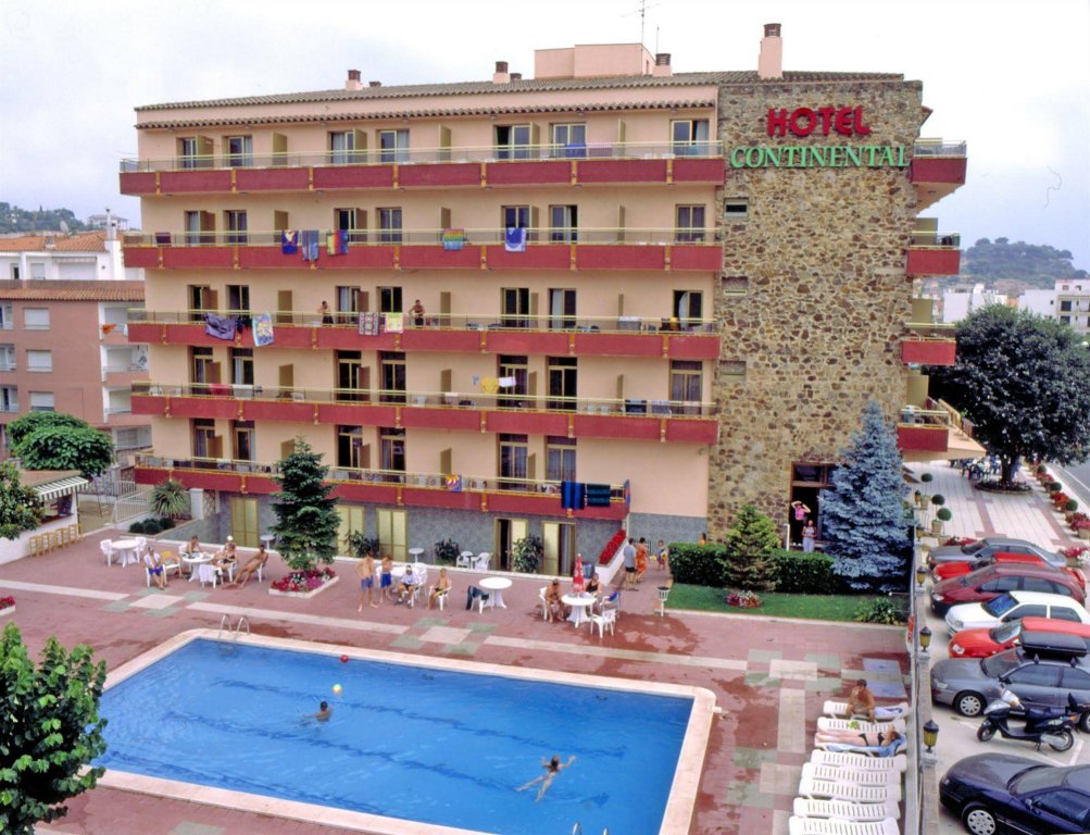 Фото отеля 2