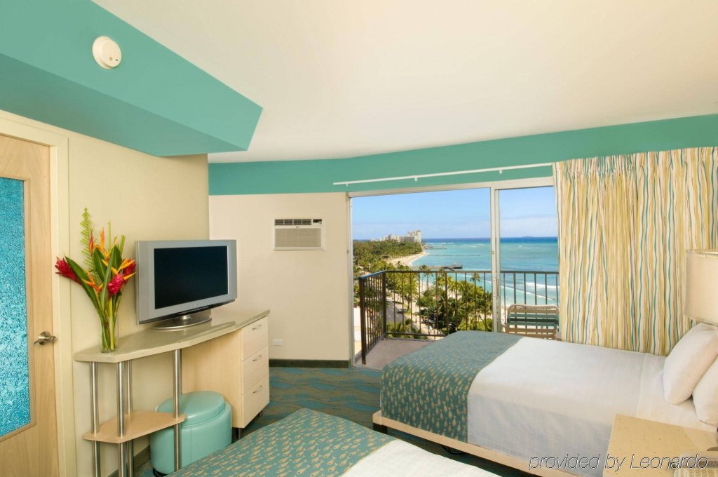 Фото Aston Waikiki Circle Hotel