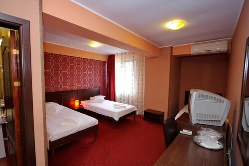 Гостиница Hotel City в Тулче