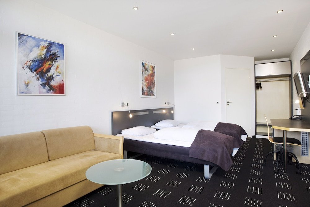 Фото Hotel Hedegaarden