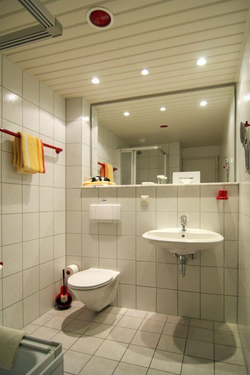 Фото Hotel Märkischer Hof