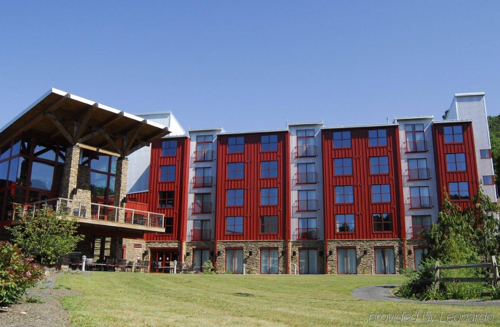 Фото Bear Creek Mountain Resort