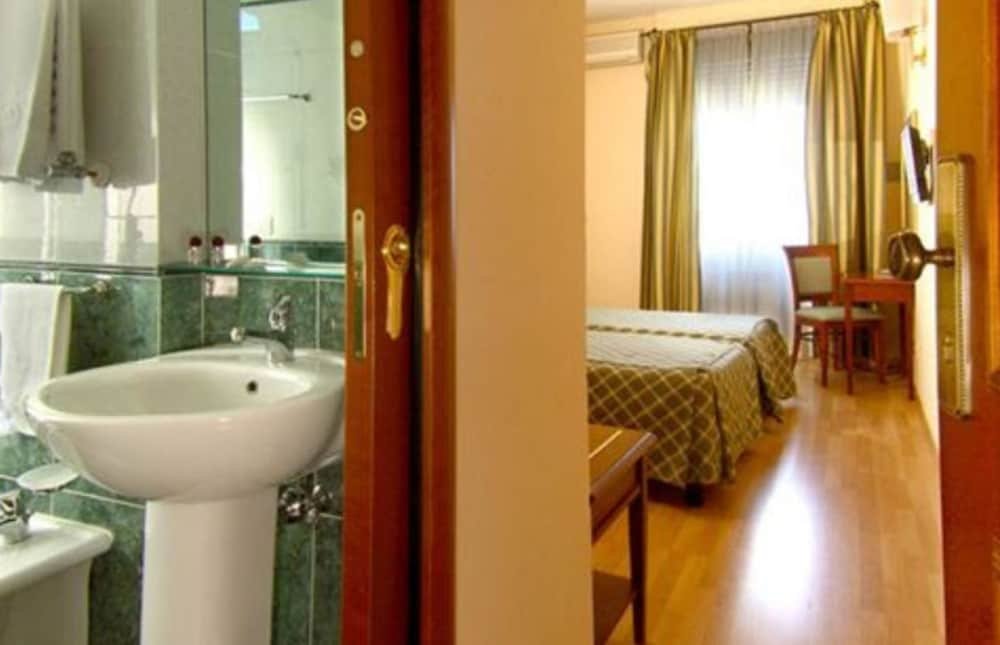 Фото Hotel Colosseum