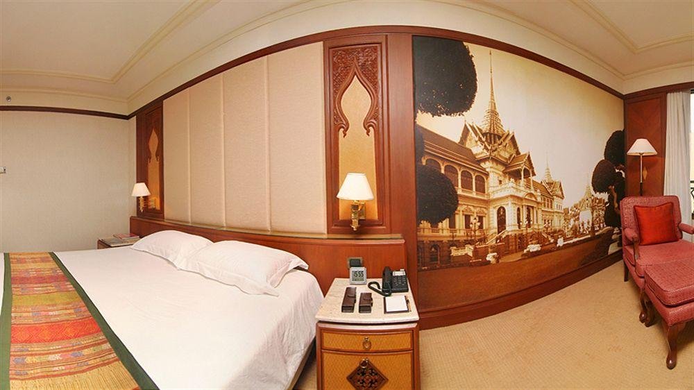 Фото The Davis Bangkok Hotel