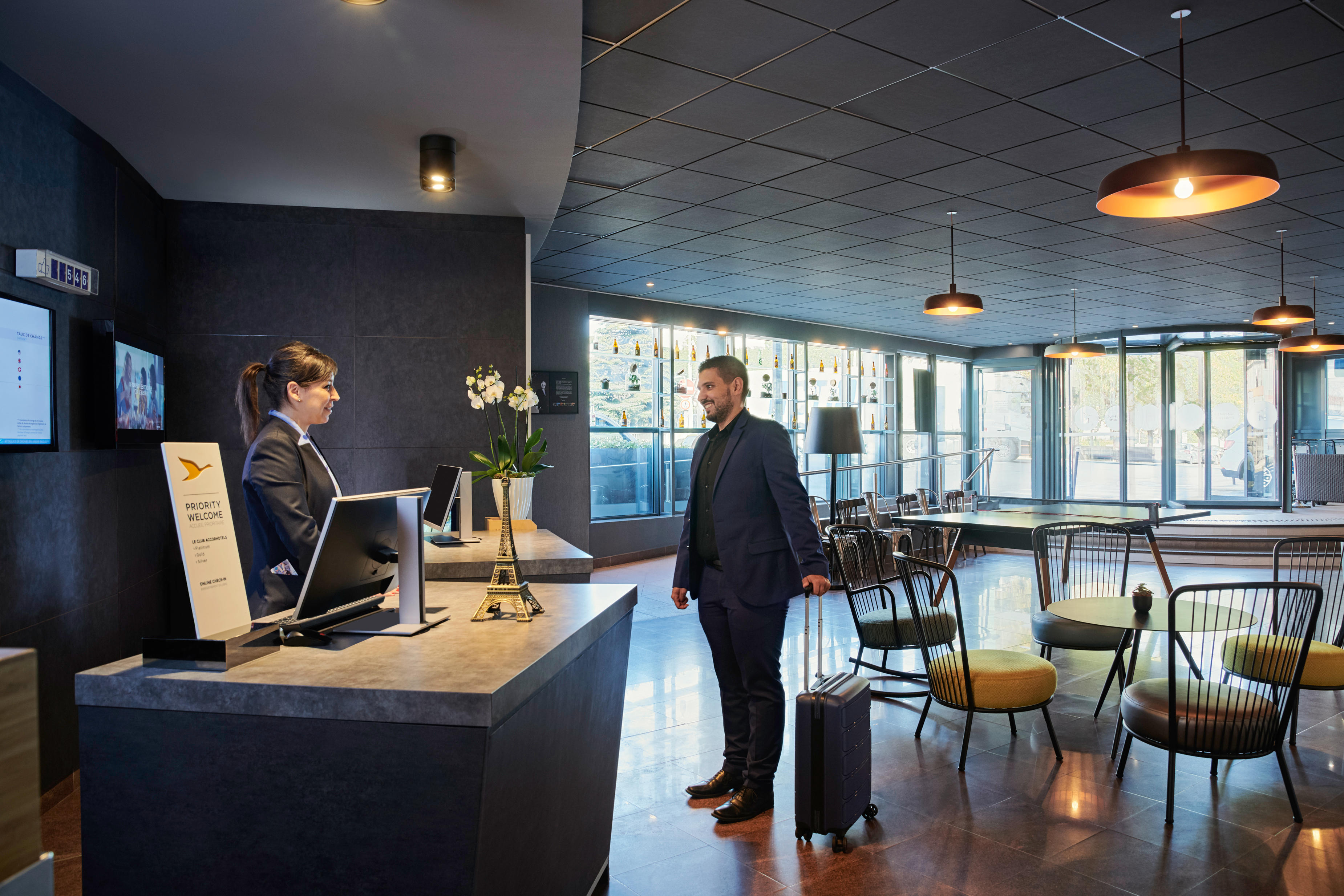 Фото отеля 2