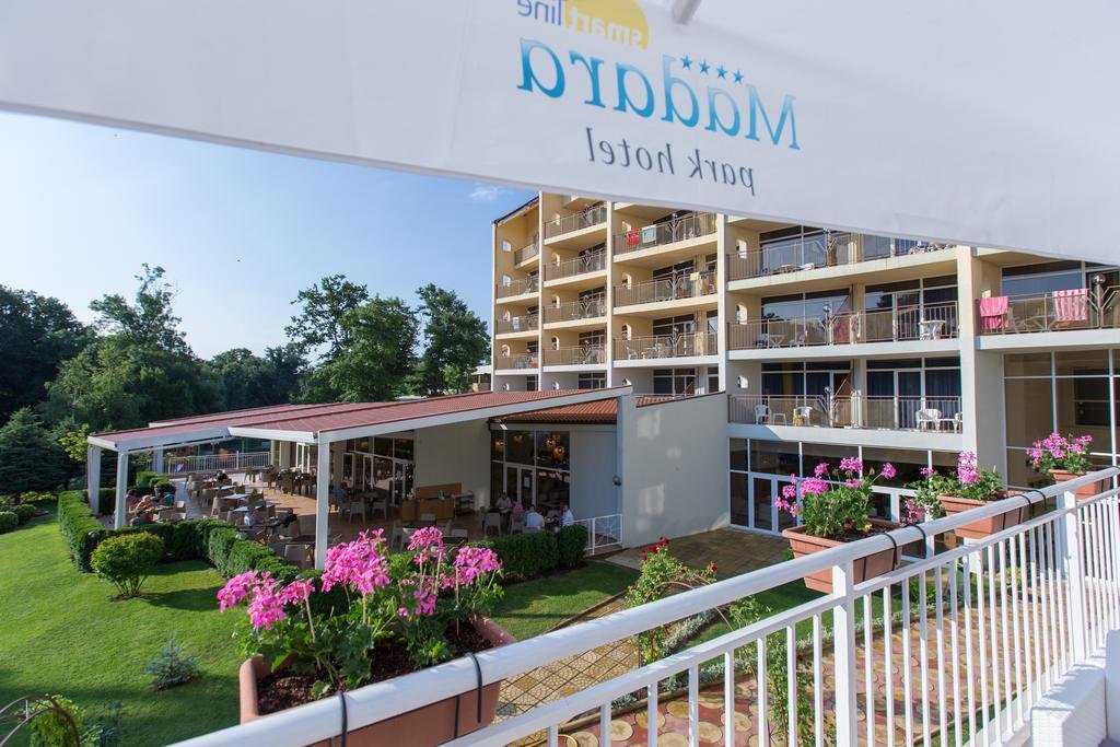 Фото Madara Park Hotel