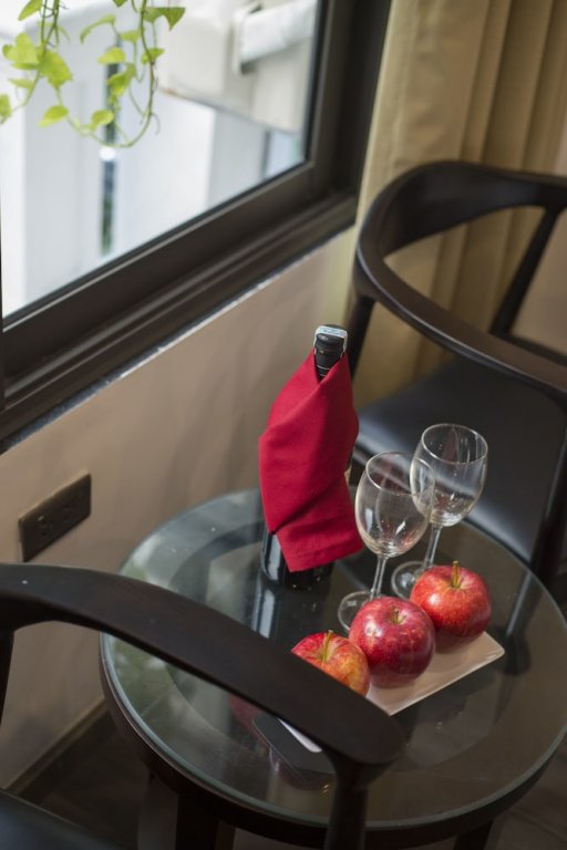 Фото Impressive Boutique Hotel