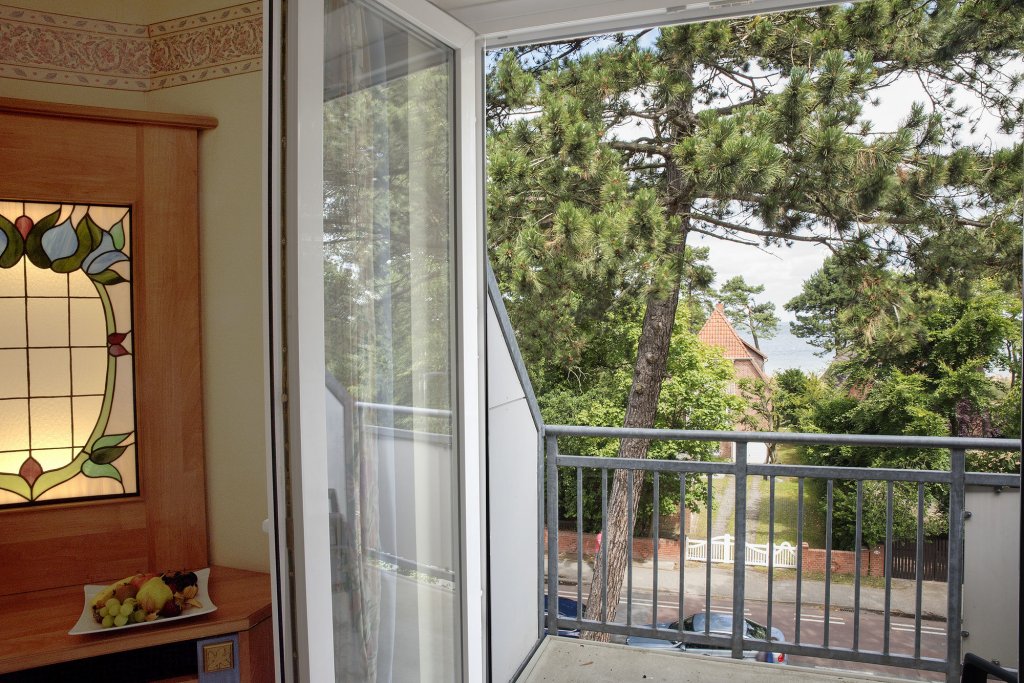 Фото Country Hotel Timmendorfer Strand