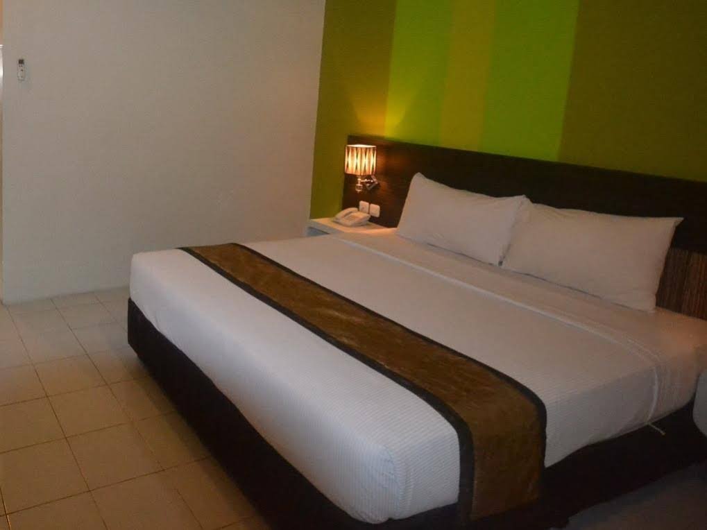 Фото Pose In Hotel Yogyakarta