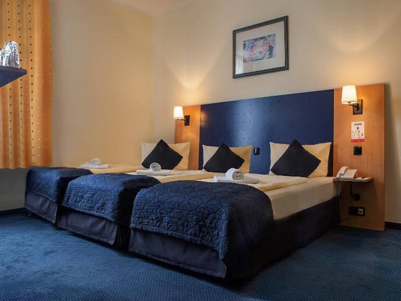 Фото Comfort Hotel Frankfurt Central Station