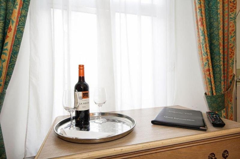 Фото Admiral Hotel at Park Avenue