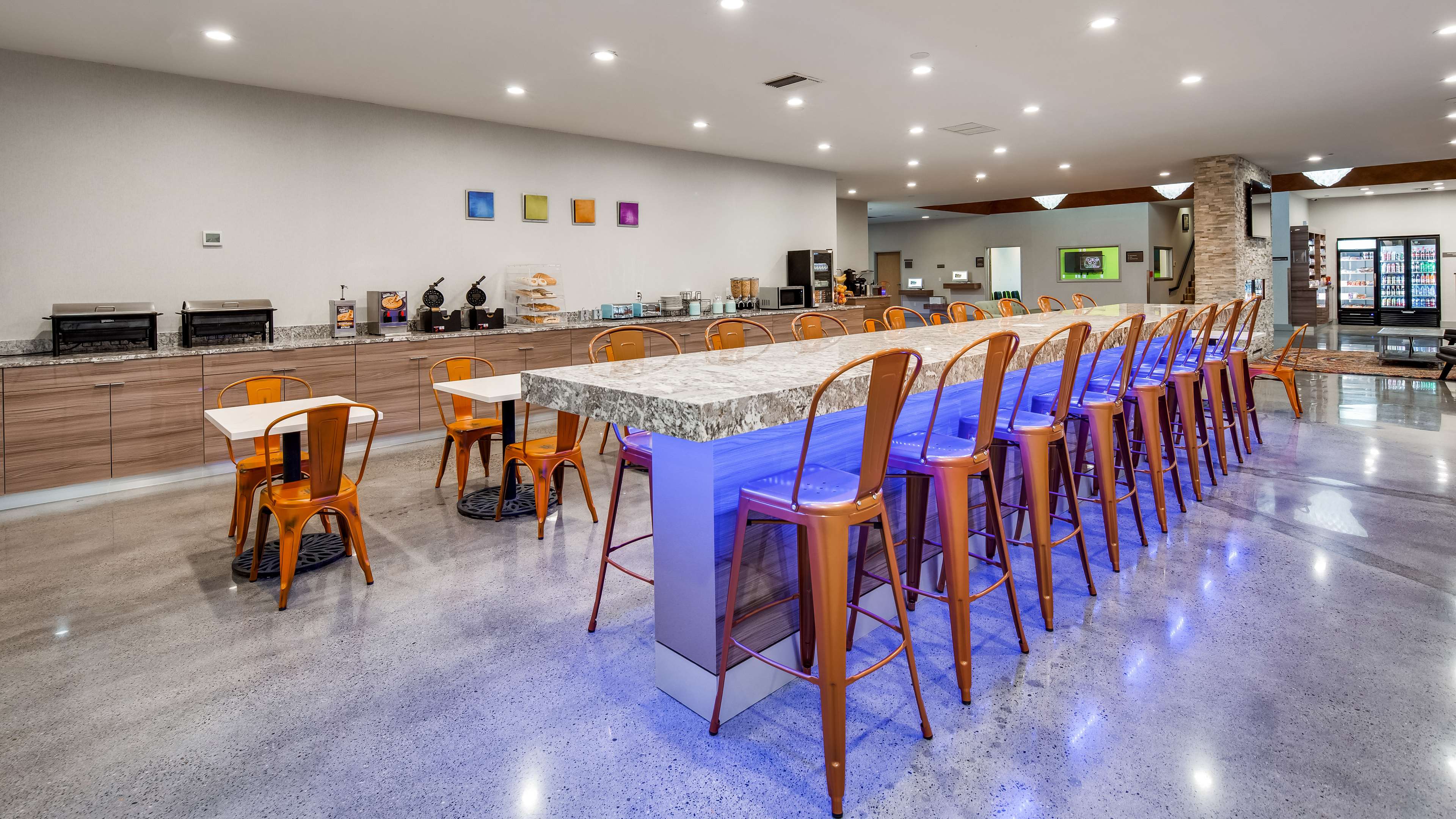 Фото Riverfront Hotel, SureStay Collection by Best Western