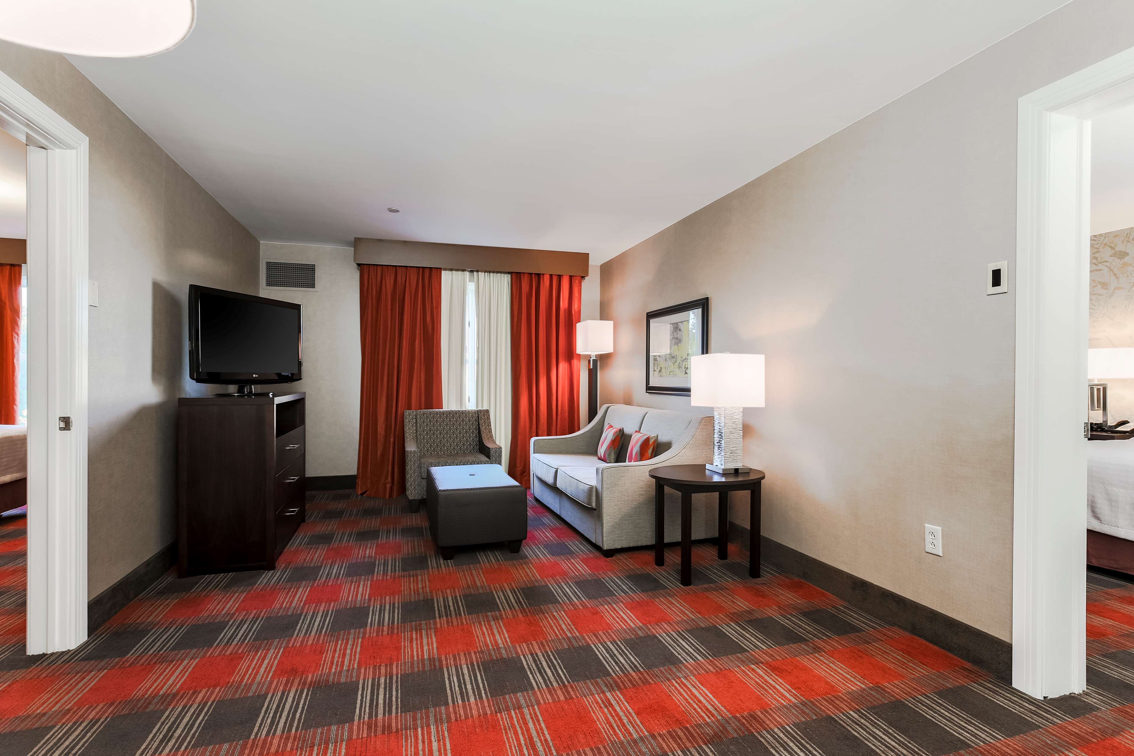 Фото Homewood Suites by Hilton Long Island-Melville