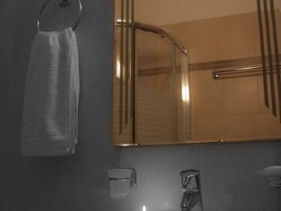 Фото Saronis Hotel