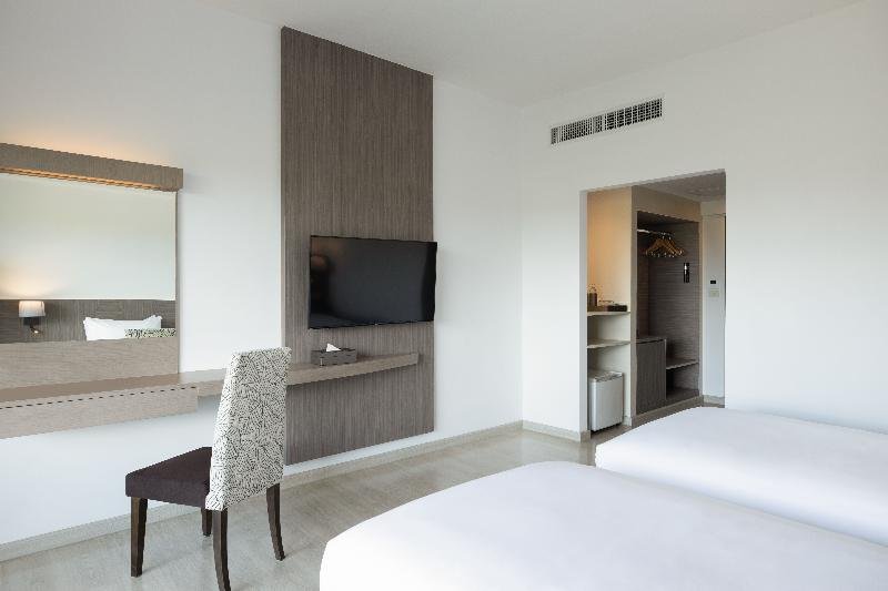 Фото Beach Garden Hotel Hua Hin Cha-am