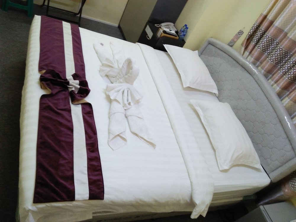 Фото 121 Hotel Yangon