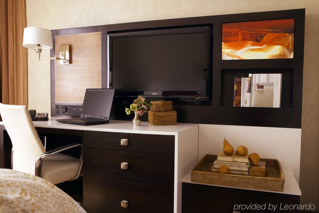 Фото Tba Times Square