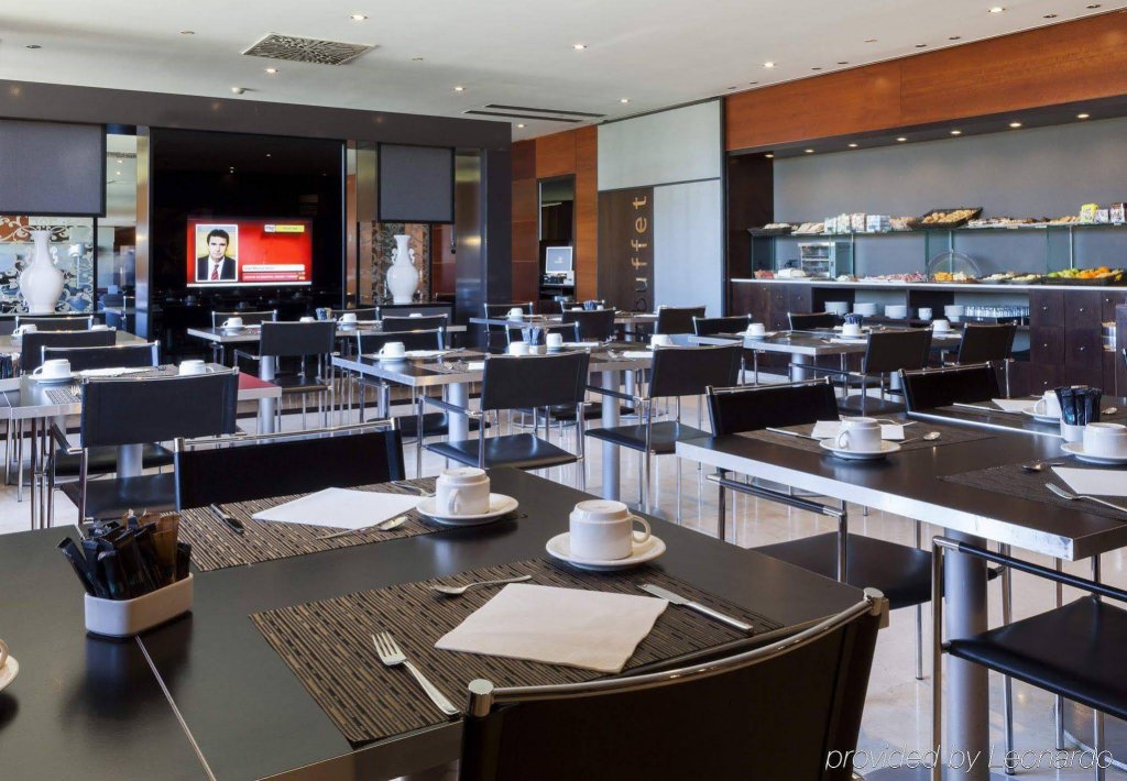 Фото Ac Hotel Sevilla Fórum by Marriott