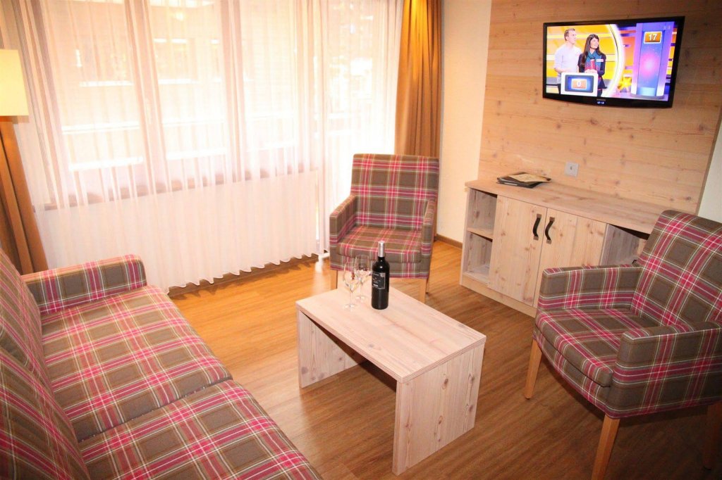 Фото Hotel Derby