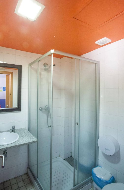 Фото Onefam Sants Hostel Barcelona