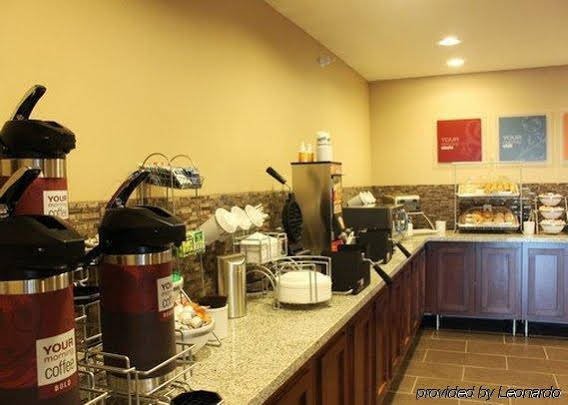 Фото Comfort Suites and Conference Center