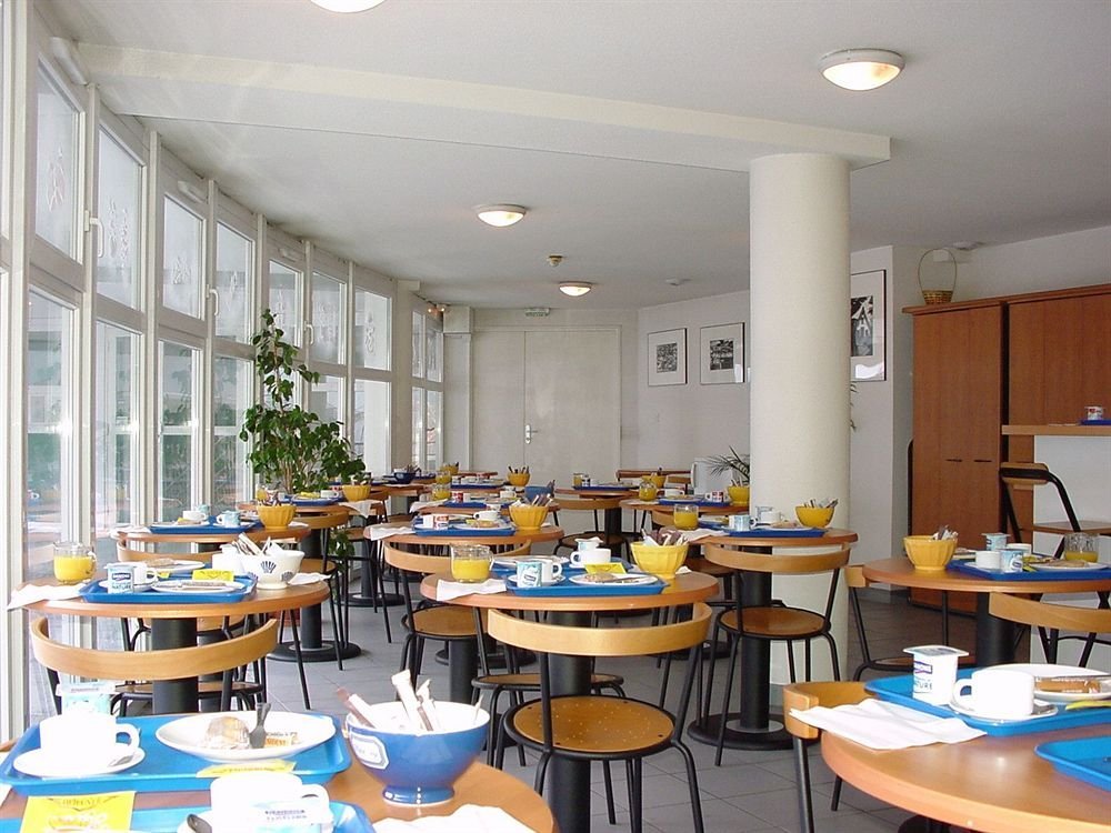 Фото Aparthotel Séjours & Affaires Lamartine