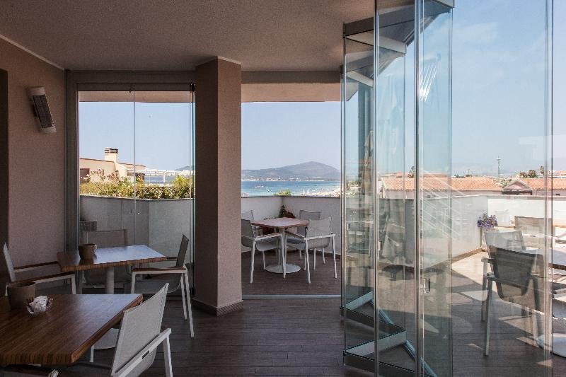 Фото Alma Di Alghero Hotel