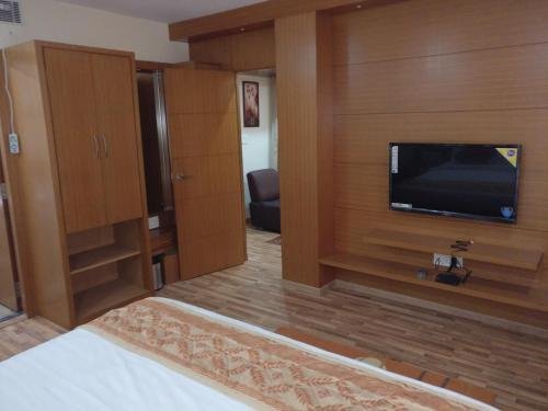 Фото Hotel Hampi International