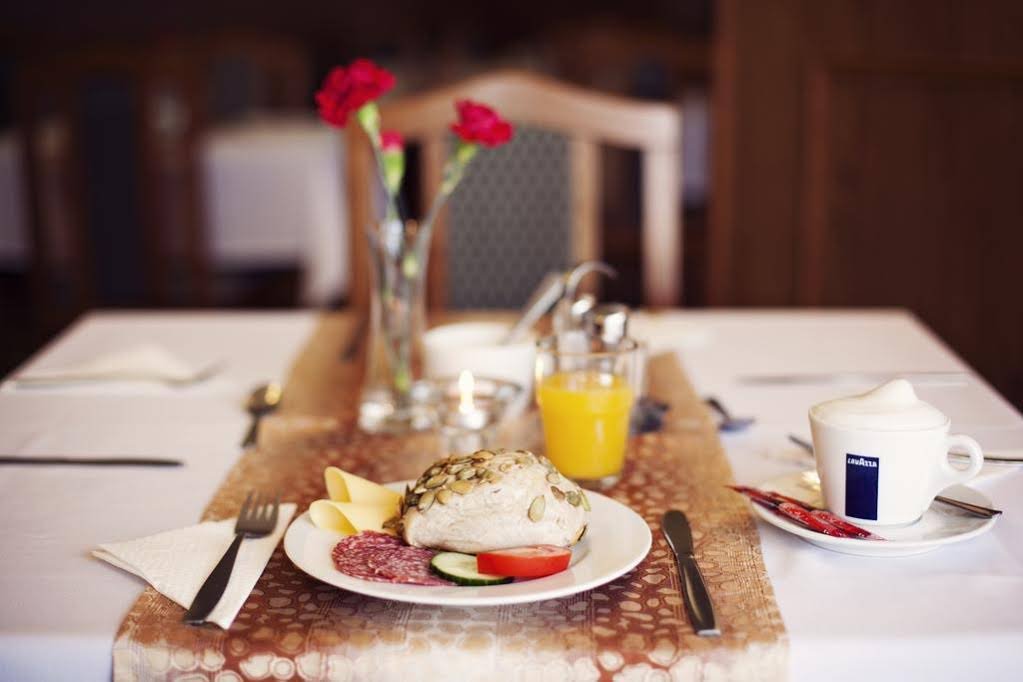 Фото Hotel Napfény