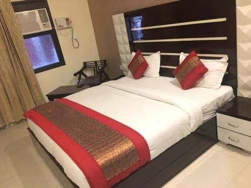 Фото Hotel Karan Residency