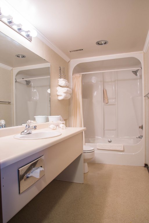 Фото Highliner Plaza Hotel And Conference Ctr