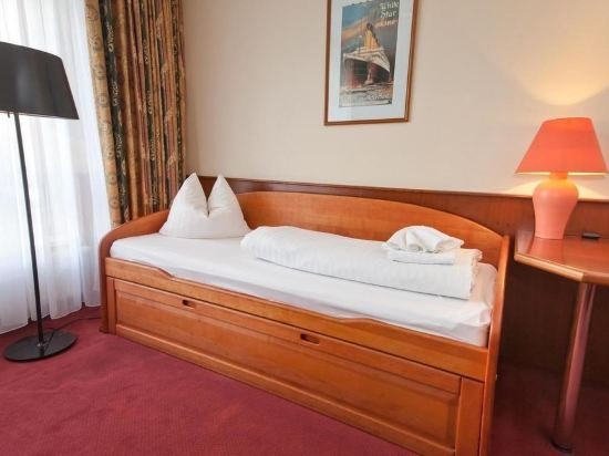 Фото Novum Hotel Hagemann Hamburg Hafen