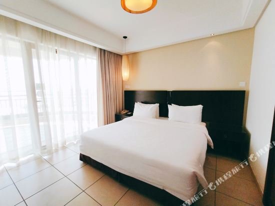 Фото Hainan Golden Sunshine Hotspring Resort Hotel