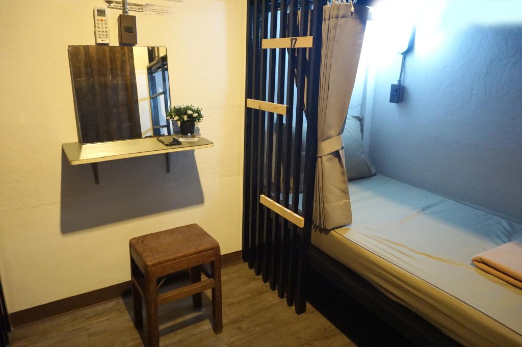 Фото Feel Good Bangkok Hostel