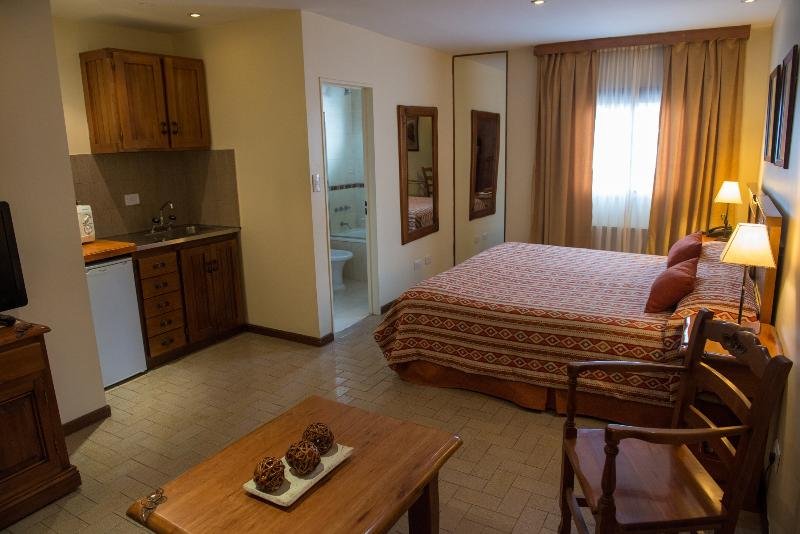 Фото Del Bosque Apart Hotel