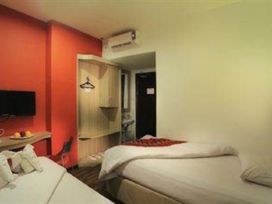 Фото Transera Hotel Pontianak