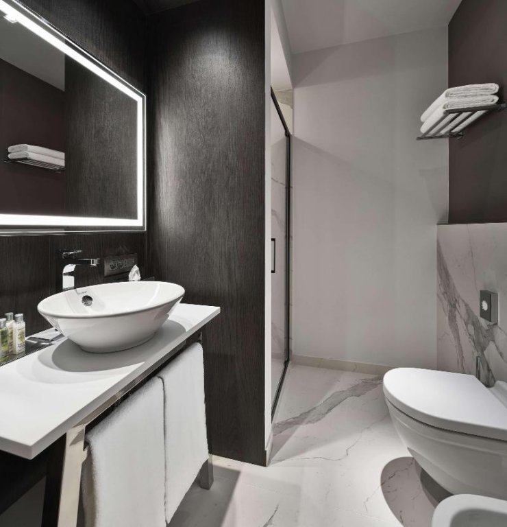 Фото DoubleTree by Hilton Trieste