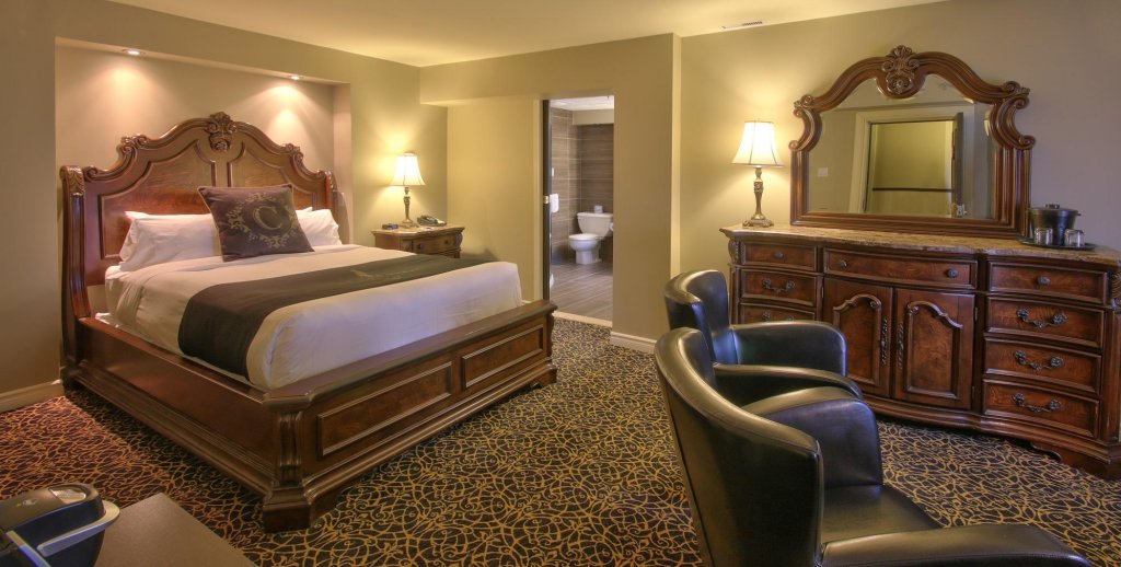 Фото Отель Clarendon