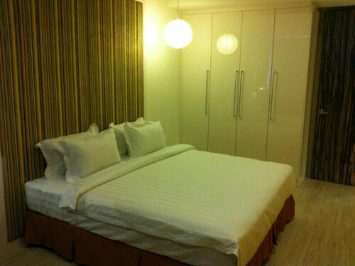 Гостиница Borneo Vista Suites by Bv Hotel в Кота-Кинабалу