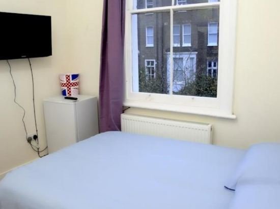 Фото Saint James Backpackers