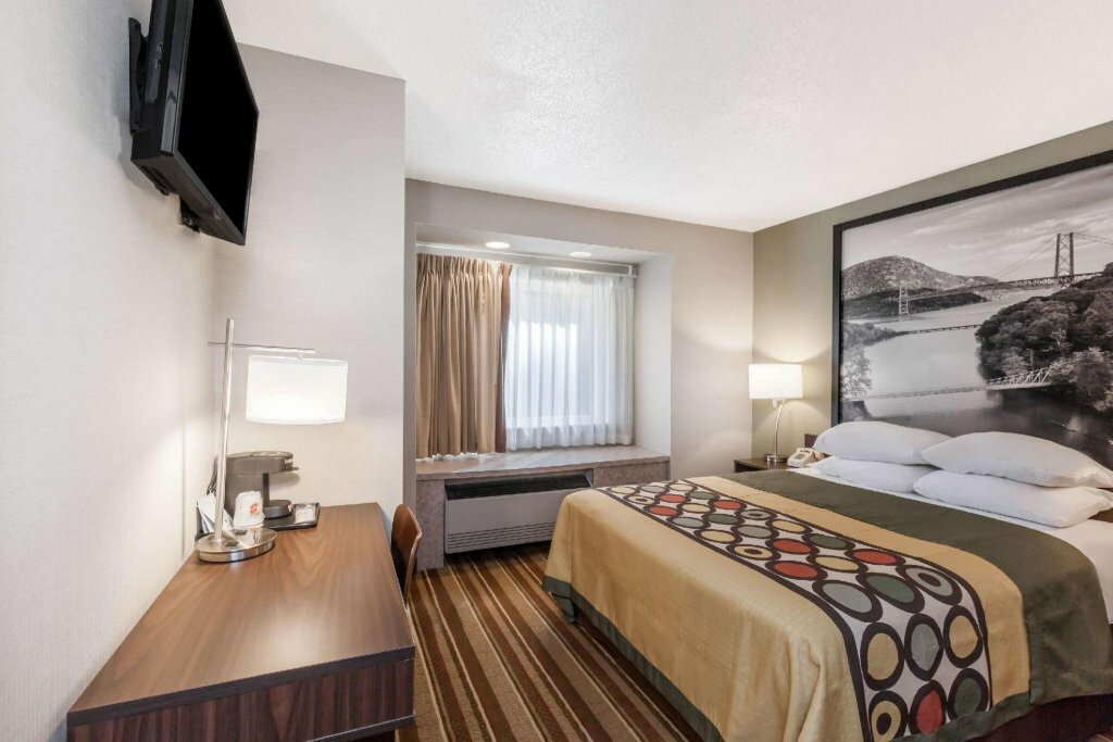 Hotel Super 8 by Wyndham Schenectady/Albany Area, State of New York, photo