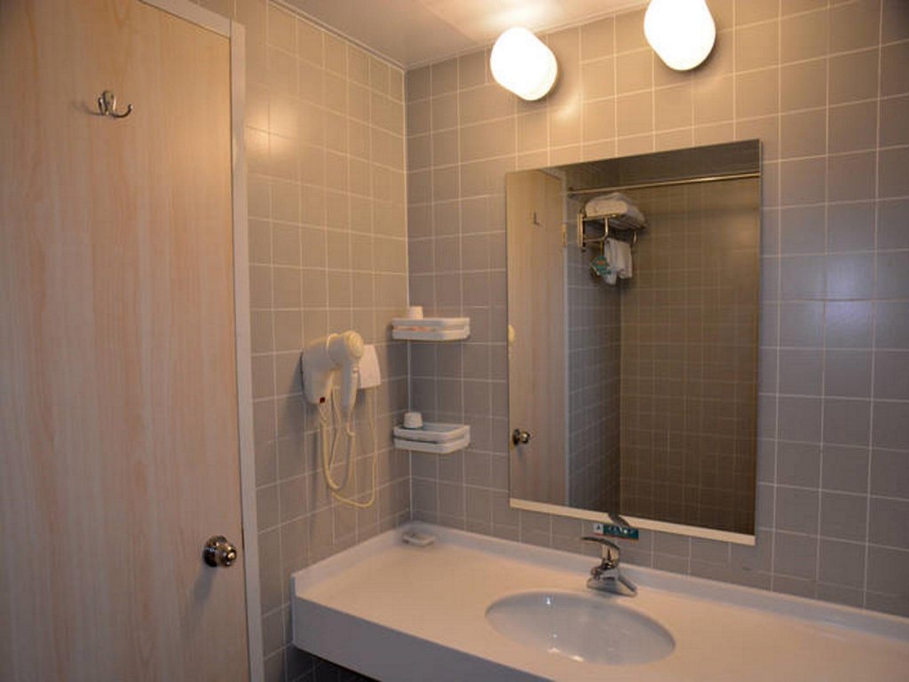 Фото Jinjiang Inn Qinhuangdao Train Station