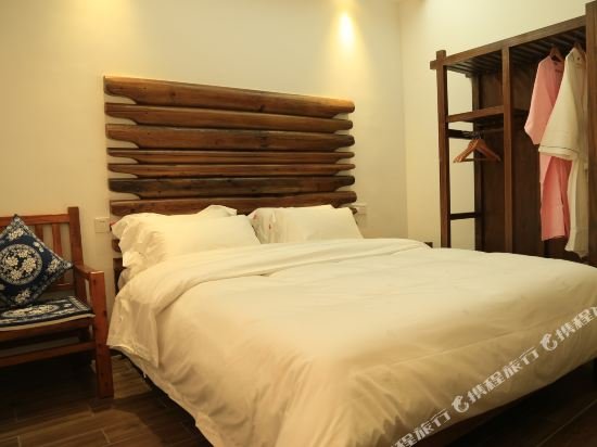 Фото Hotel California Zhangjiajie