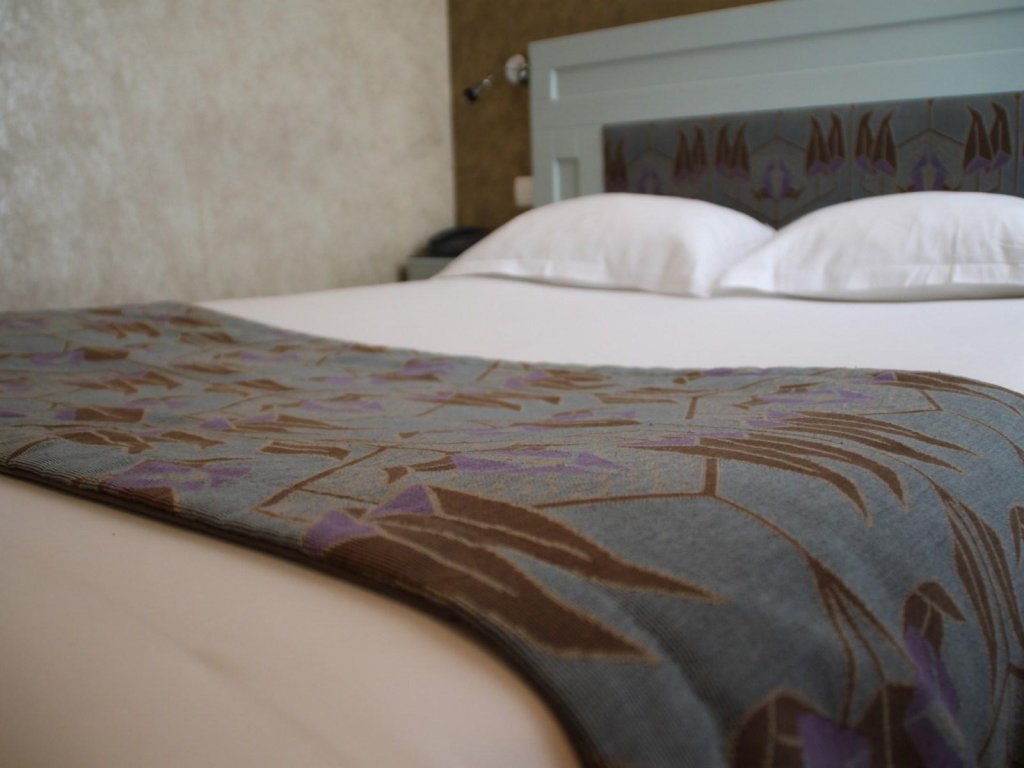 Фото Hotel Eiffel Seine