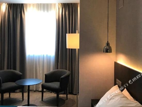 Фото HG City Suites Barcelon