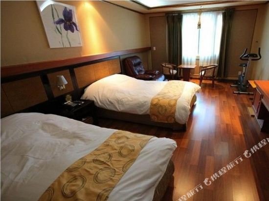 Фото Mudeungpark Hotel