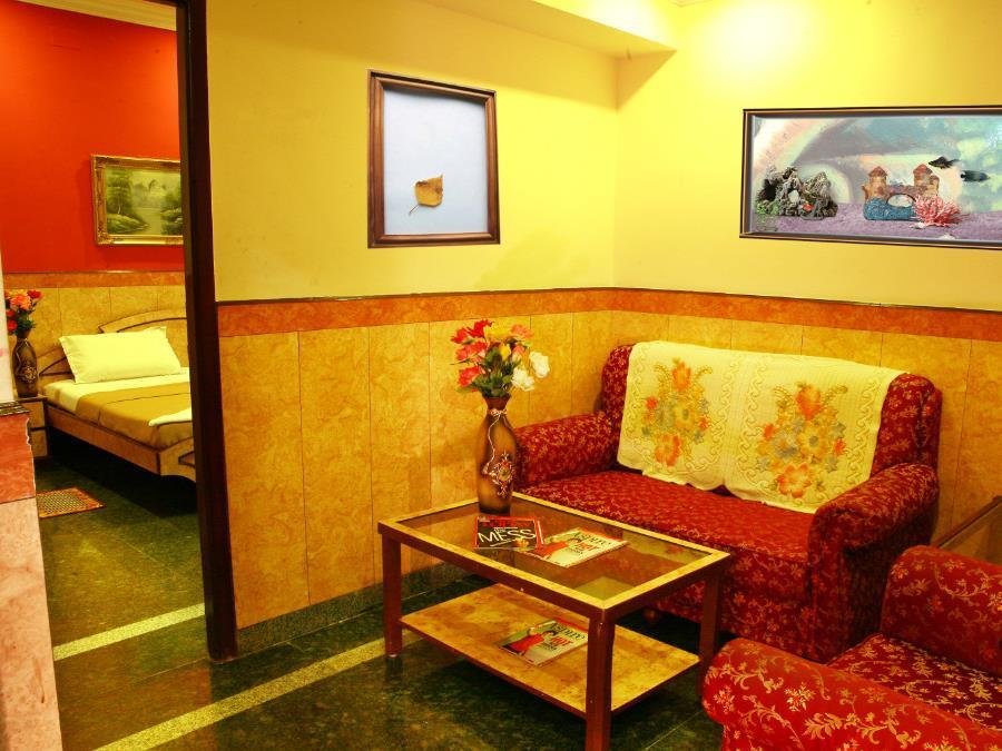 Фото Hotel Suriya International