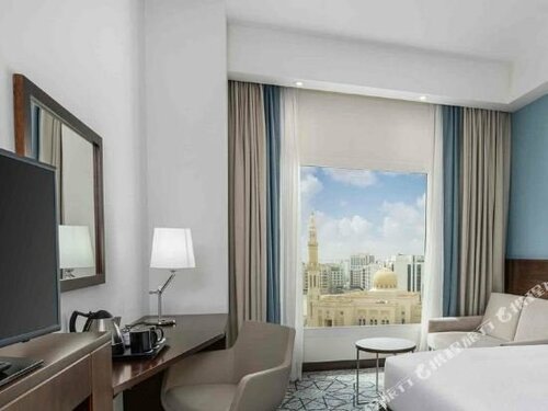 Внешний вид отеля Hampton by Hilton Dubai Al Barsha в Аль-Барше, фото 3